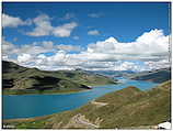 Lake Yamdrok Yumtso