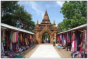 Htilominlo Temple, Nyaung-U (c) ulf laube