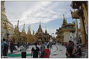 Shwedagon Pagoda, Yangon (c) ulf laube
